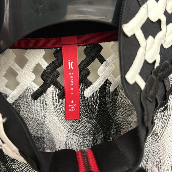 NWT ic by Connie lattice cut out see Thur zip up jacket SM - Picture 3 of 9